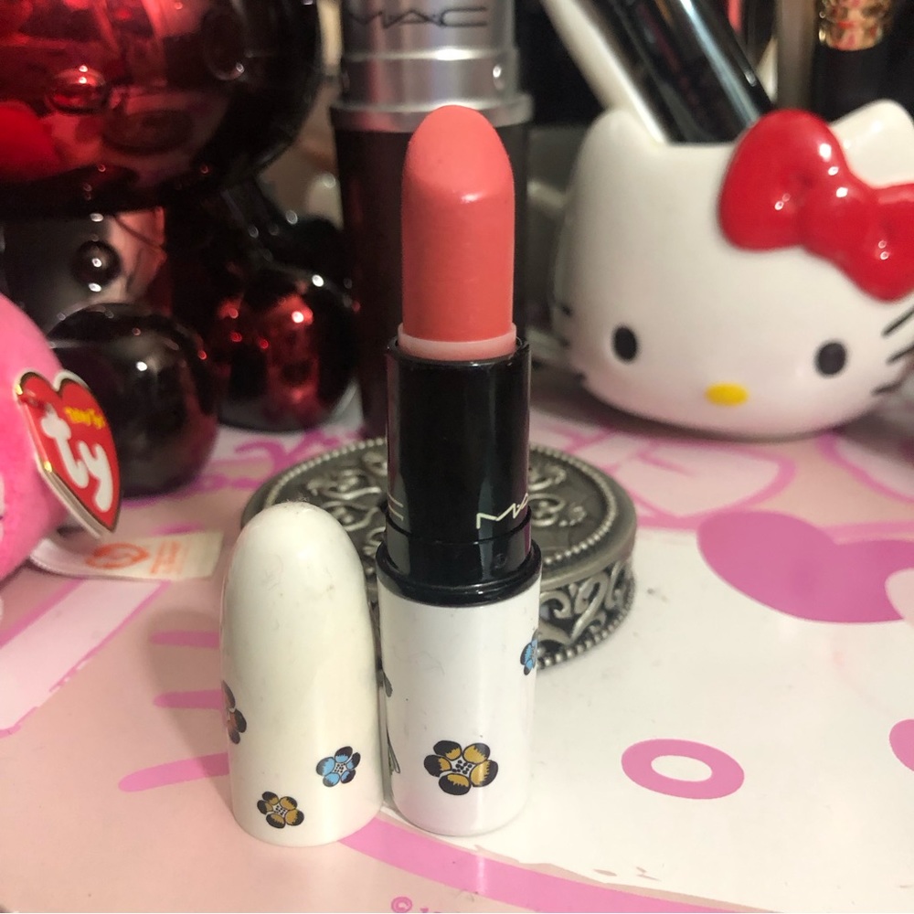 MAC Cosmetics LE Cremesheen Lipstick - Ever Hip